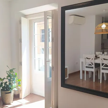 Sherryflat C/larga דירה